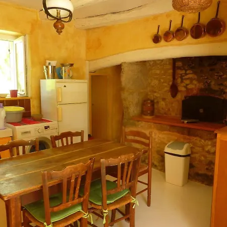 펜션 Jolie Longere En Pleine Nature 프레삭