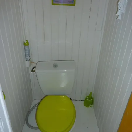 Jolie Longere En Pleine Nature